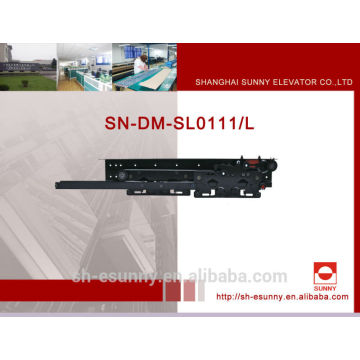 Fermatortyp Hallentür/Schachttür mit Mittelöffnung/Schachttürantrieb über Riemen/SN-DM-SL0111L